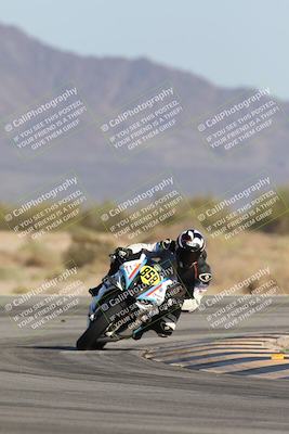 media/Oct-04-2025-CVMA (Sat) [[408bcdd6e4]]/Race 13-Amateur Supersport Open/